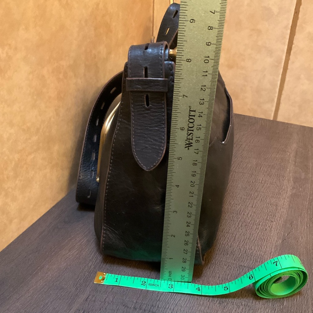 HOBO Harloh Black Leather Shoulder Bag w/ kiss-lock pocket Handbag - Picture 3 of 16